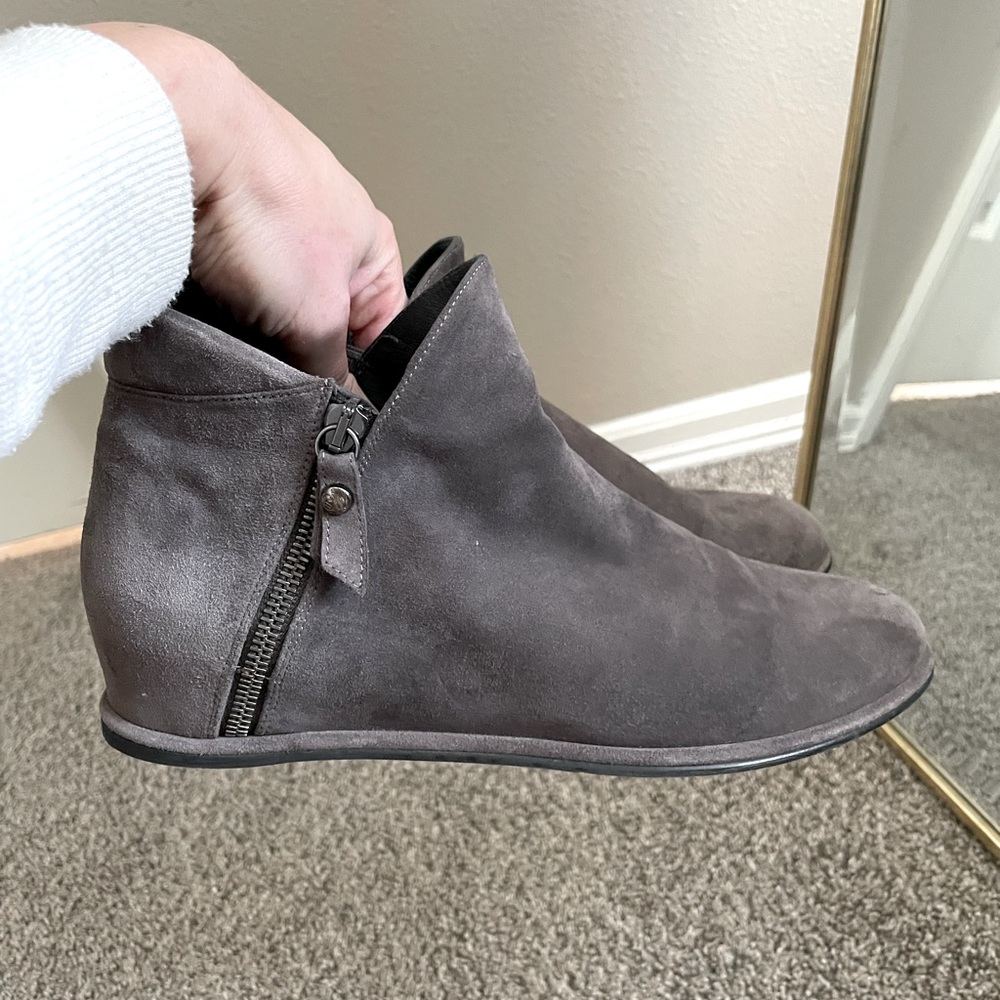 Stuart Weitzman Low Ankle Grey Suede Flat Booties